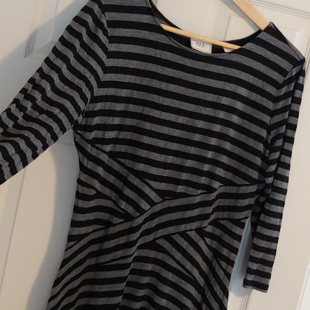 Rayon Comfy Dress - Picture 3 of 3